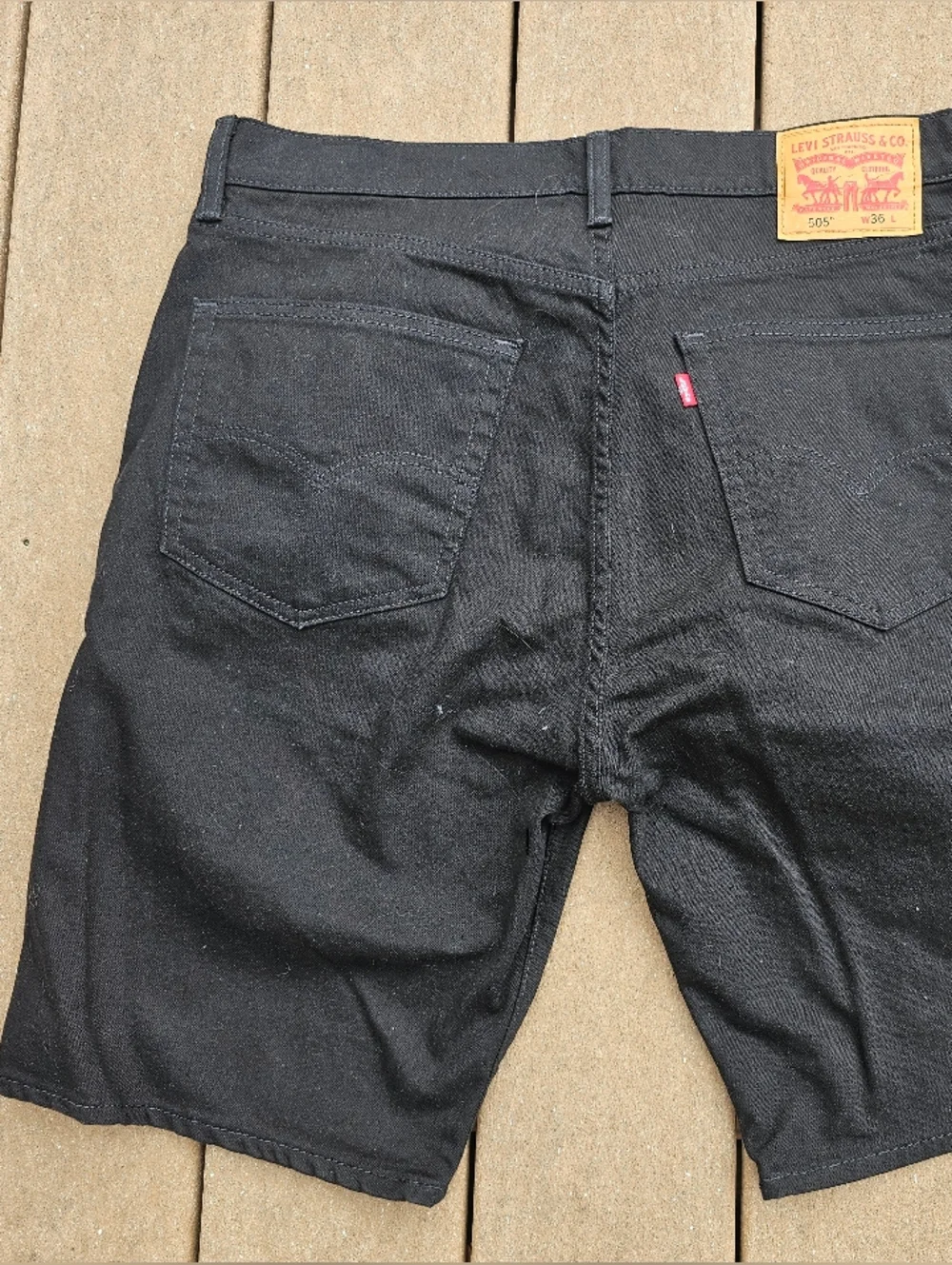 Levis 505 Mens Black Denim Shorts 36